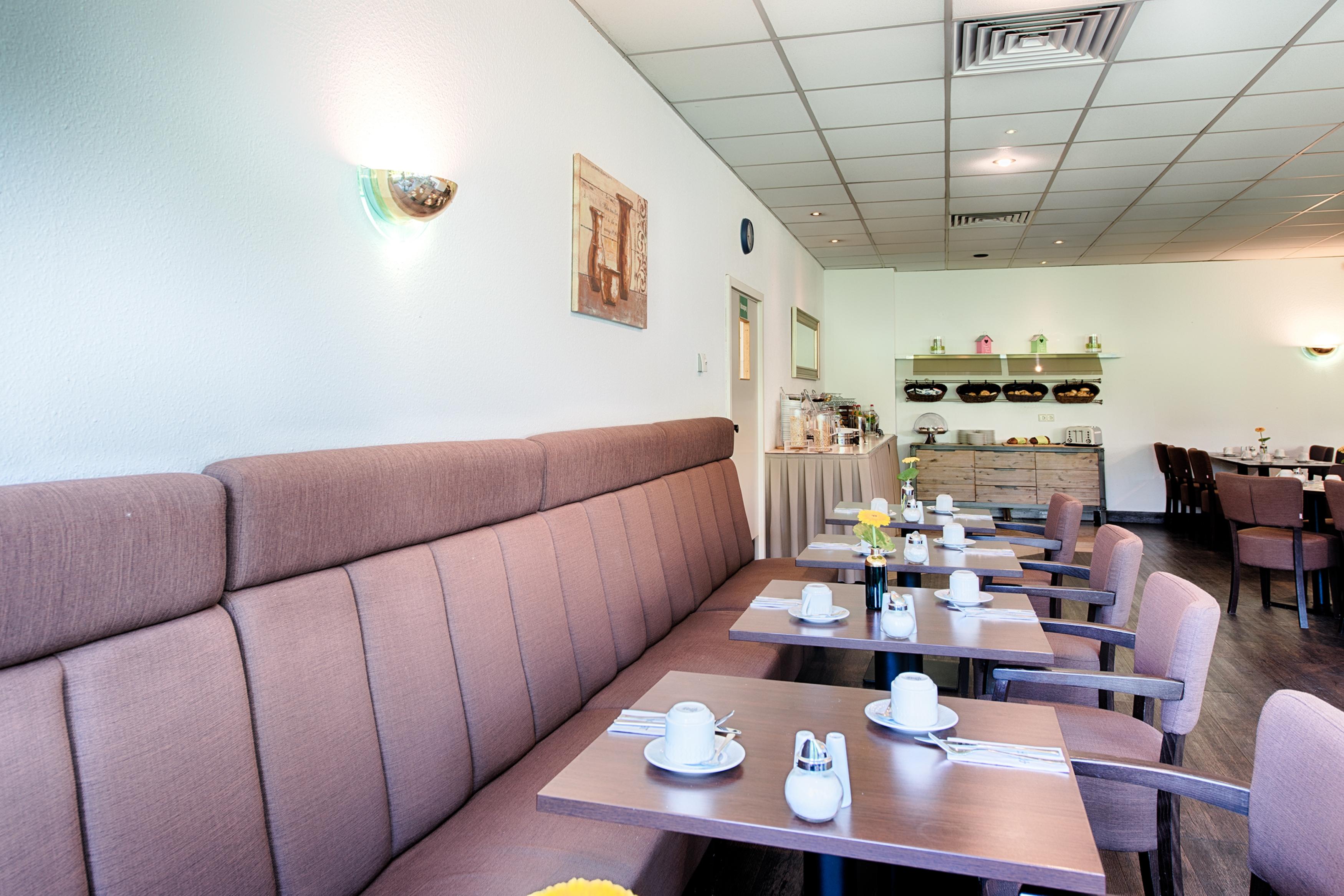 Hotel Achat Zuffenhausen 3*