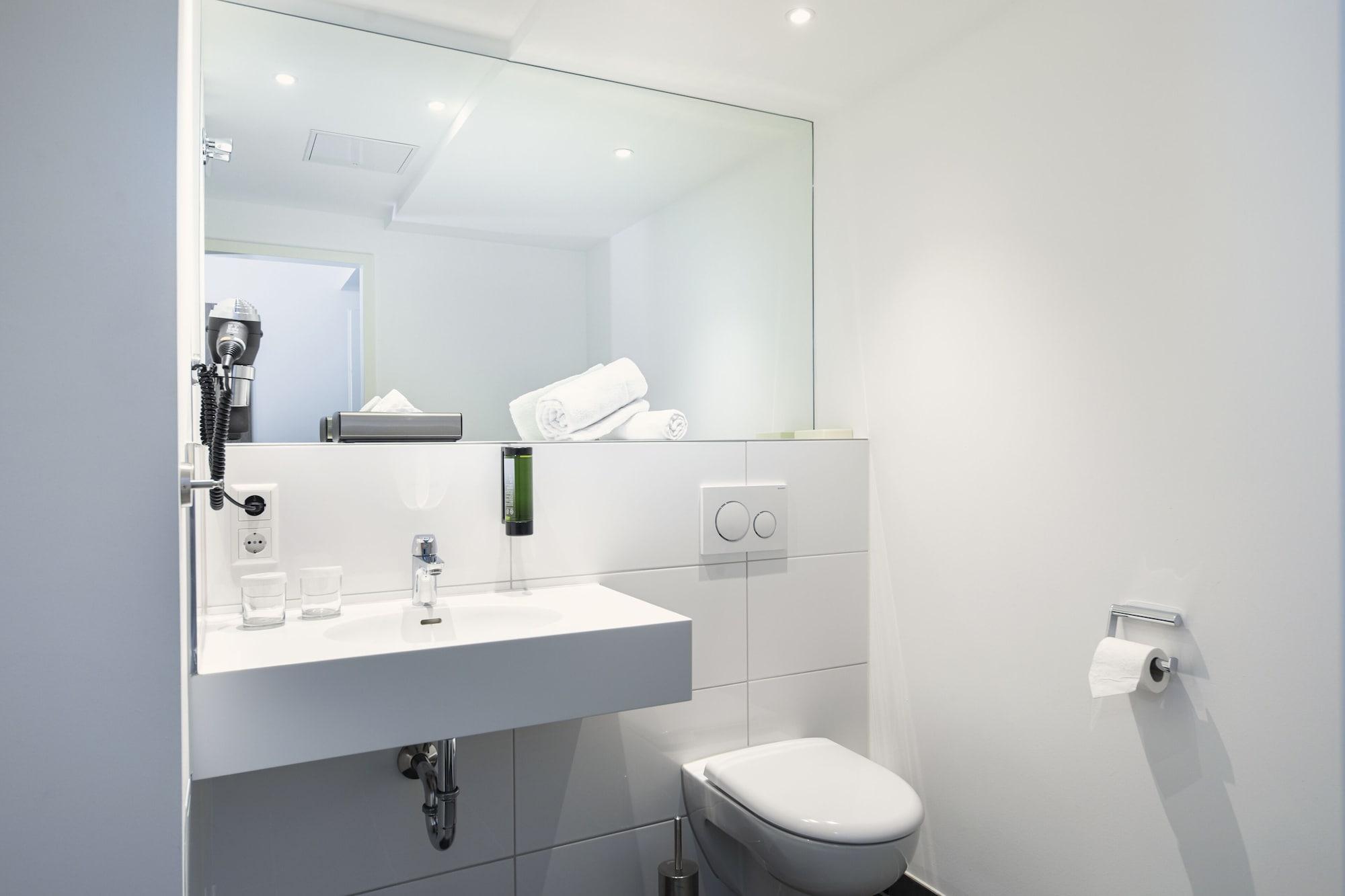 Achat Zuffenhausen 3* Stuttgart