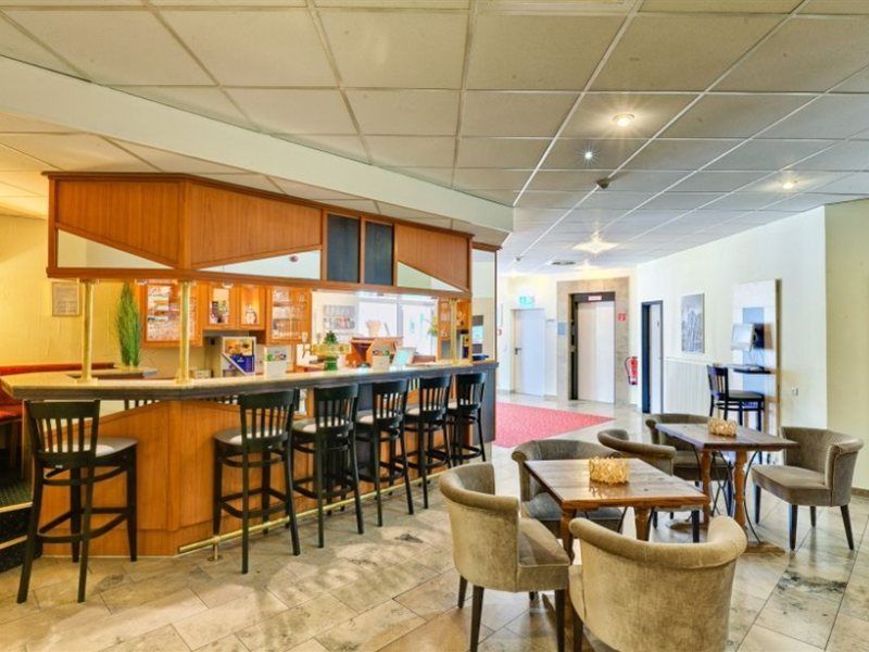 Hotel Achat Zuffenhausen 3*